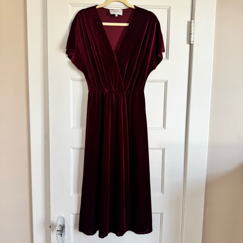 Charles Henry Crossover Midi Dress Burgundy Velvet Size Small Dolma Sleeves EUC